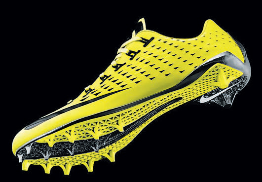 Бутсы Vapor Laser Talon для американского футбола компании Nike - с шипами, изготовленными с помощью 3D-печати